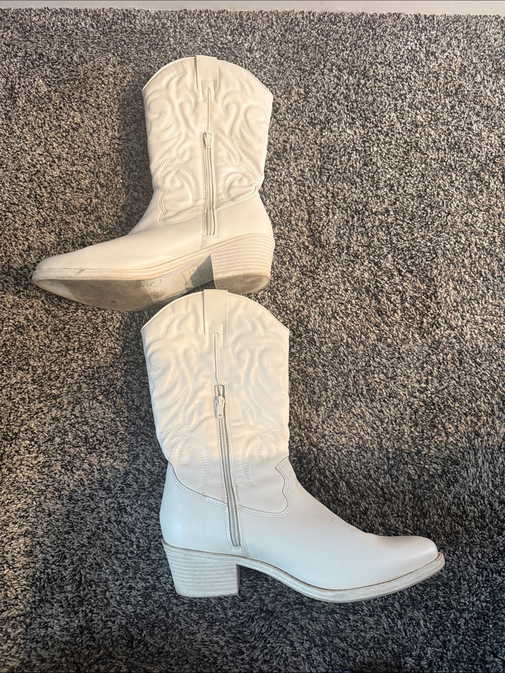 Madden NYC Women’s White Cowboy Boots Size 10 Western Embroidered Mid Calf - Picture 5 of 10